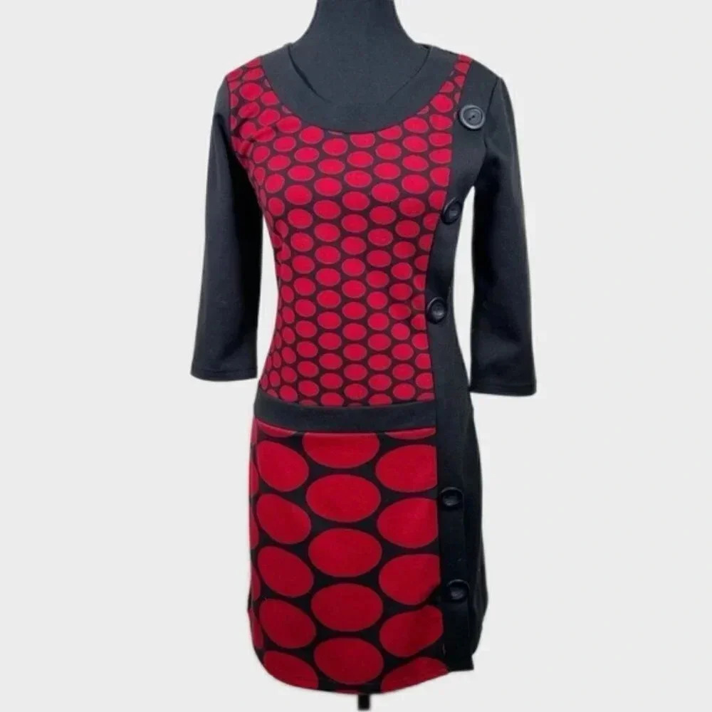 Coco & Tashi Polka Dot Three Quarter Sleeve  Sheath Dress